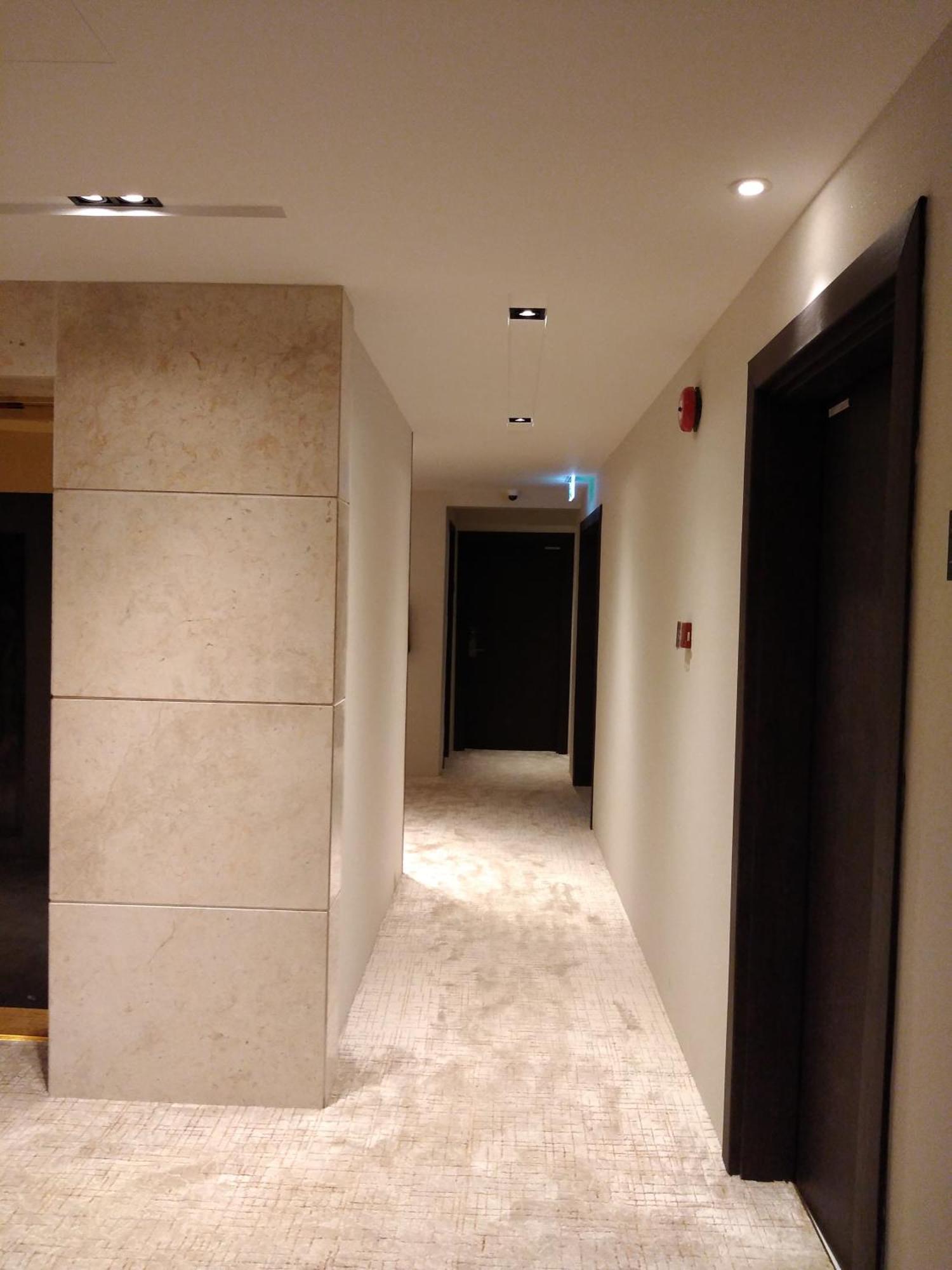 Nebula Hotel ドゥクム エクステリア 写真