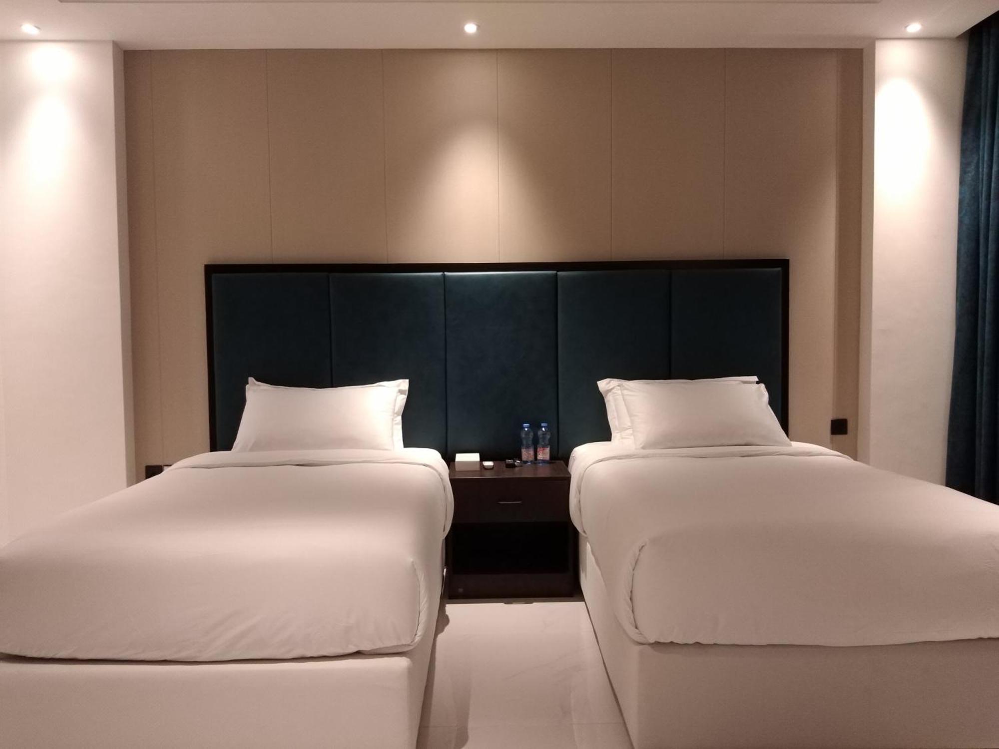 Nebula Hotel ドゥクム エクステリア 写真